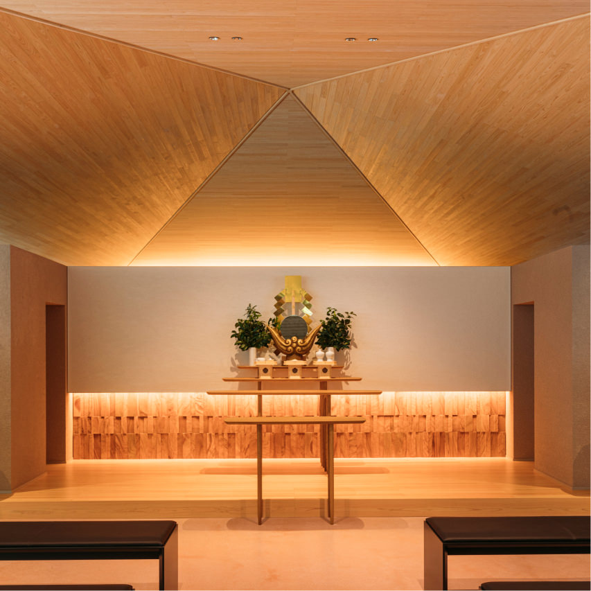 祖霊殿・御霊舎